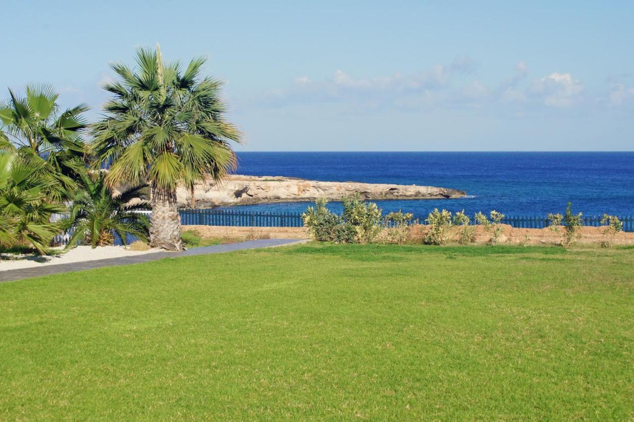 Lucile - Coralli Beachfront Apartment Παραλίμνι Εξωτερικό φωτογραφία