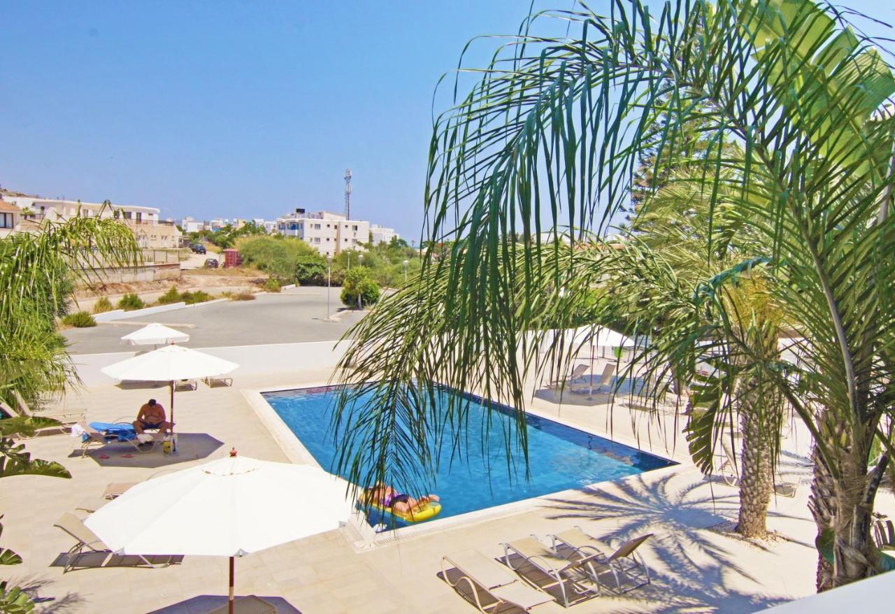 Lucile - Coralli Beachfront Apartment Παραλίμνι Εξωτερικό φωτογραφία