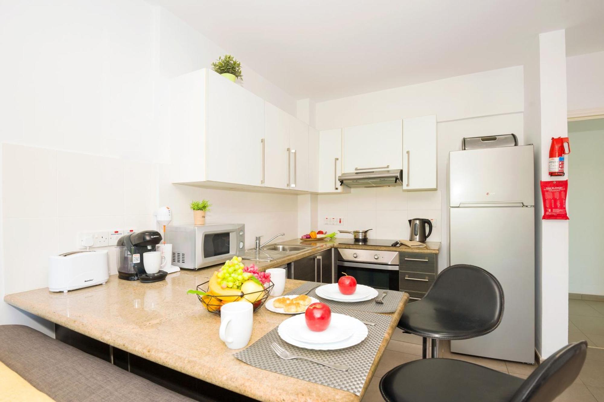 Lucile - Coralli Beachfront Apartment Παραλίμνι Εξωτερικό φωτογραφία